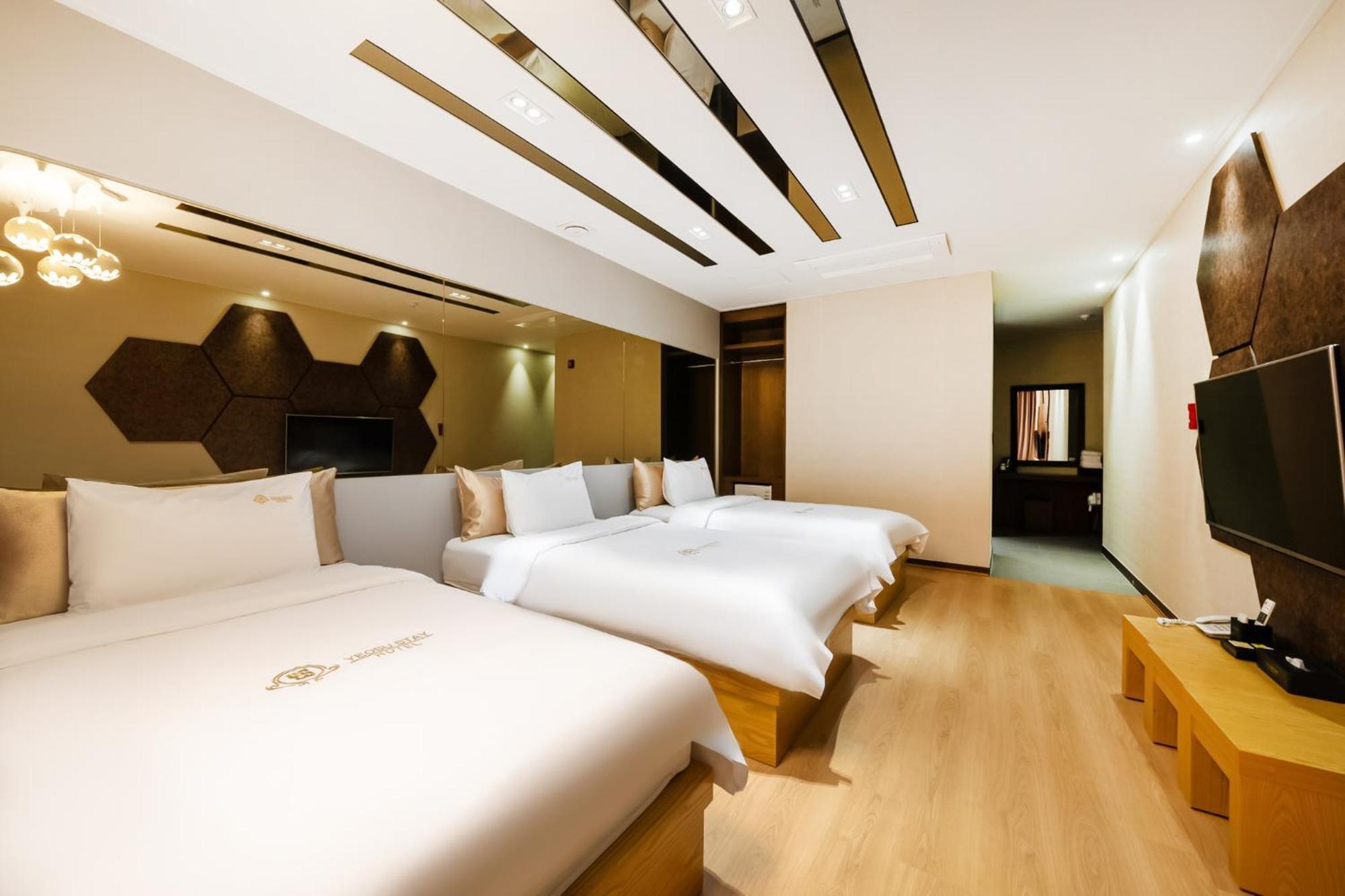 Yeosu Stay Hotel Cameră foto
