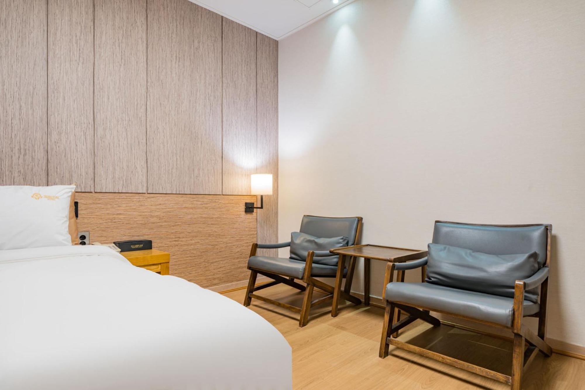 Yeosu Stay Hotel Cameră foto