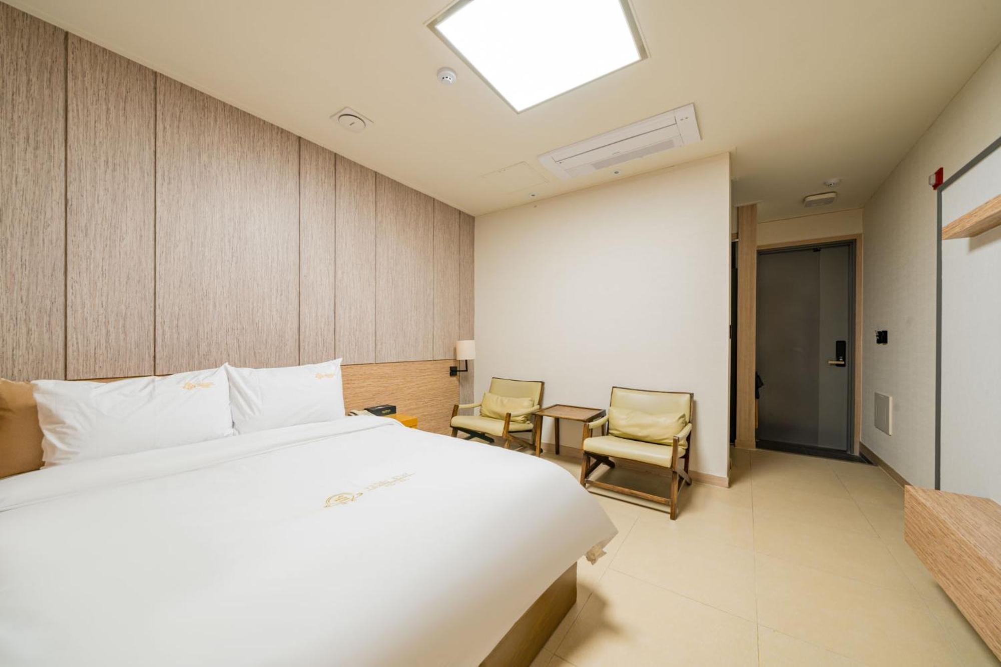 Yeosu Stay Hotel Cameră foto
