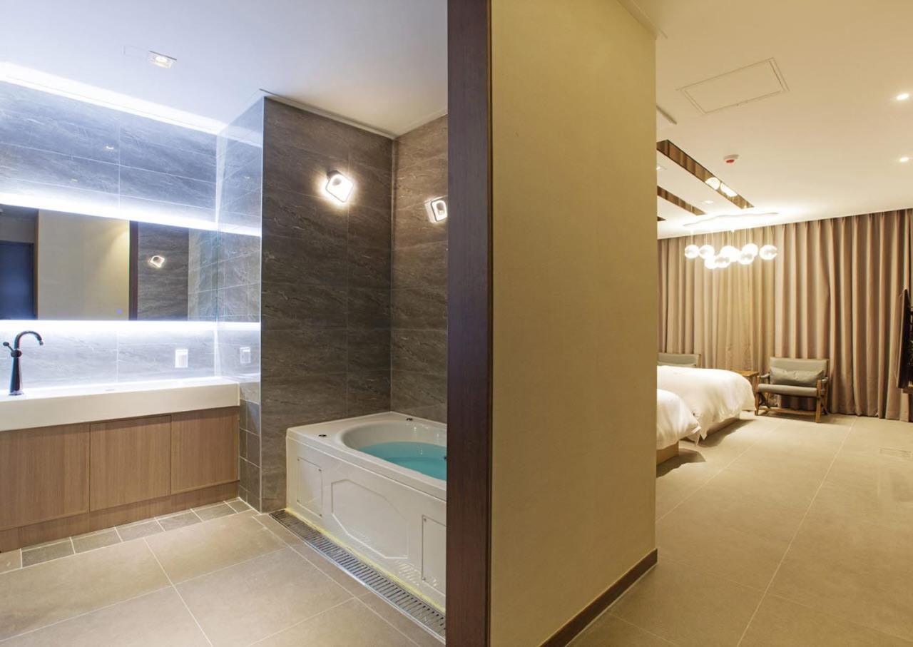 Yeosu Stay Hotel Cameră foto